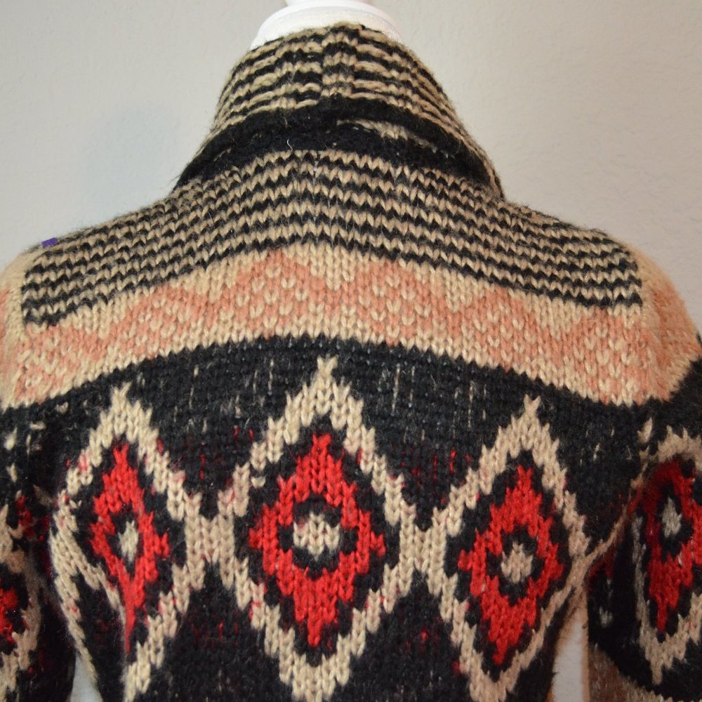 Pink Republic Aztec Pattern Open Draped Knit Cardigan - Picture 14 of 16